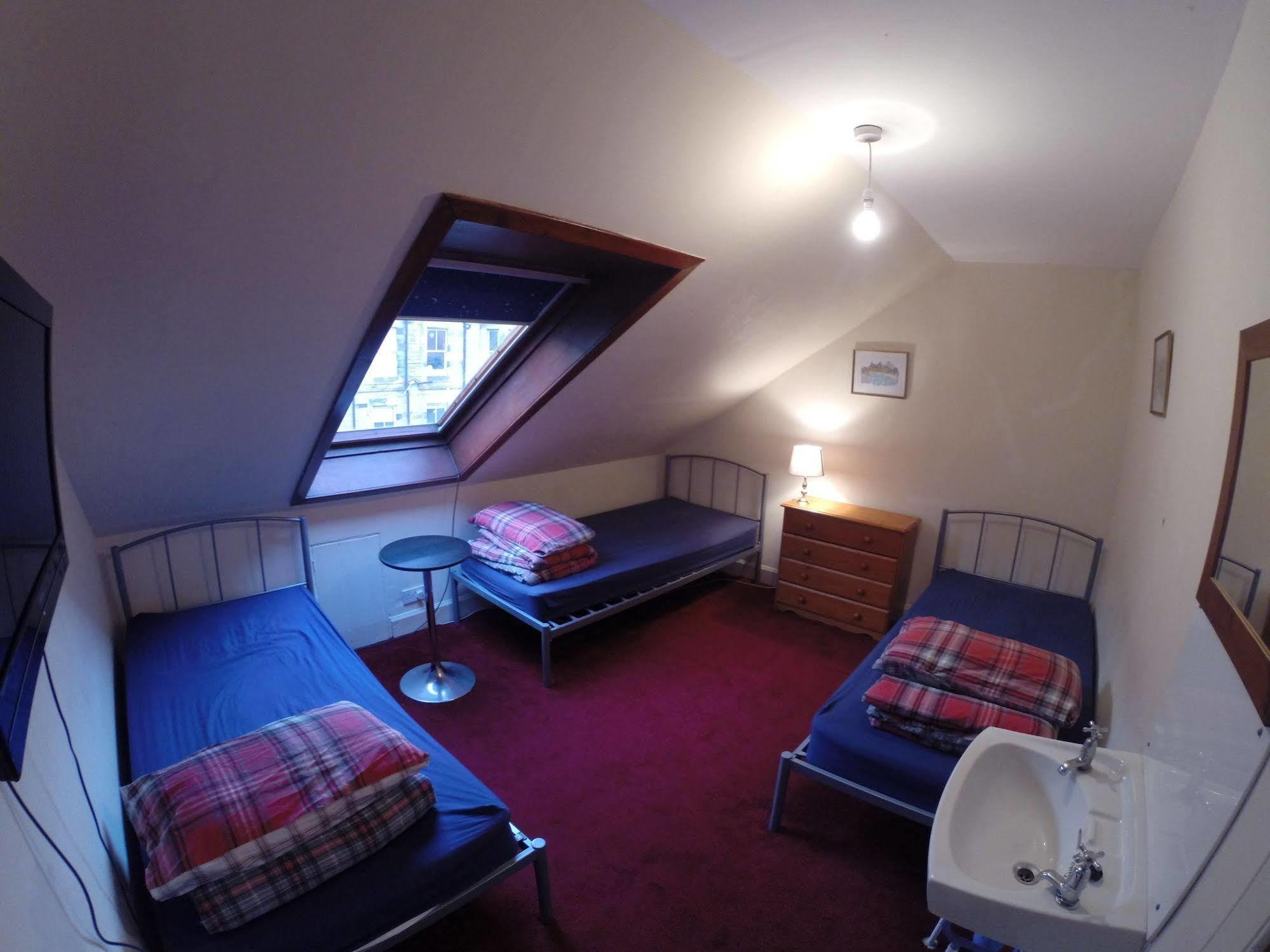 Argyle Backpackers Hostel Edinburgh Exterior photo